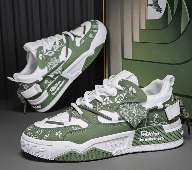 Versatile And Fashionable Thick-Soled Breathable Running Shoes.